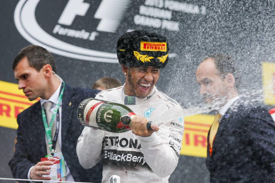 Senza storia: Lewis Hamilton vince anche in Russia. Epa